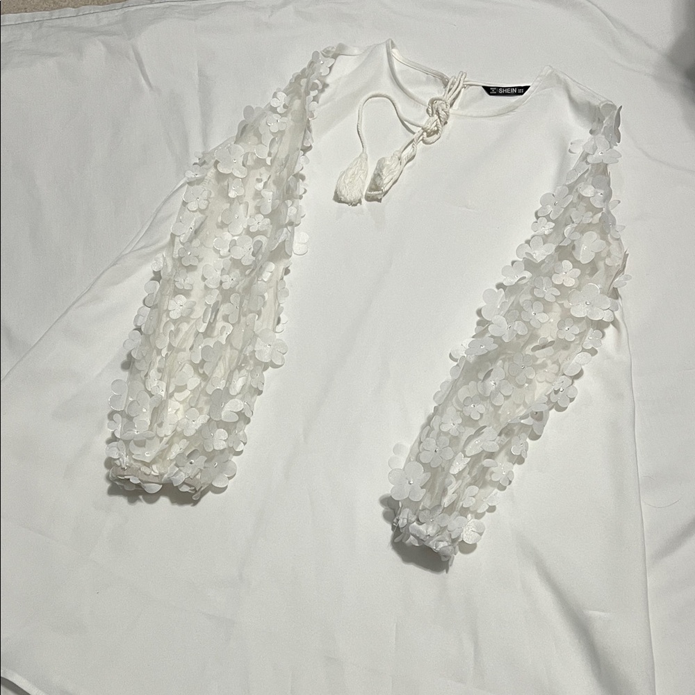 SHEIN White Floral Appliqué Mini Dress